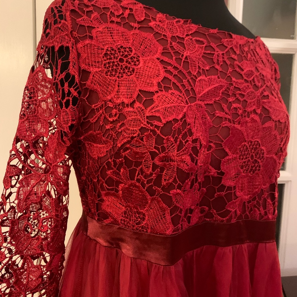 5 for $30. Lovely Deep Red Empire Waist Gown - Picture 14 of 16